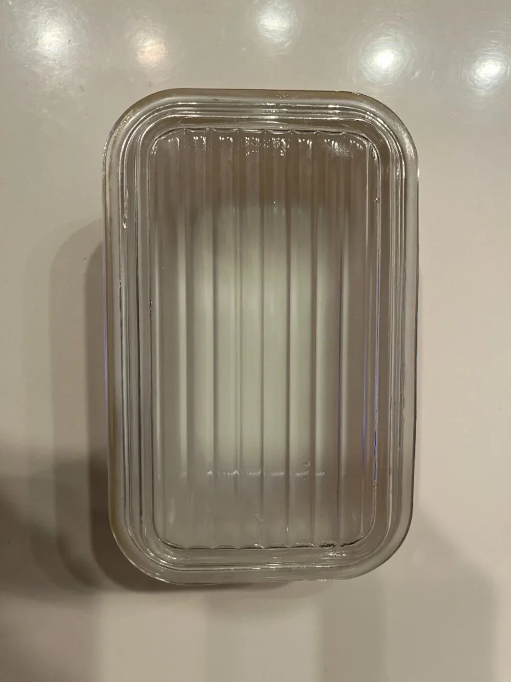 Pyrex Refrigerator Dish with Lid (Vintage Butteryfly Gold Style 0502  1.5 Pints